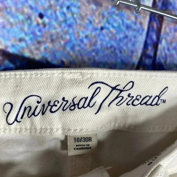 Universal thread womens white jeans size 10/30R - Picture 5 of 7
